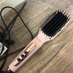 Lange Le Vite Ceramic Straightening Brush. Blush pink