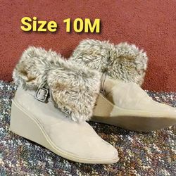 a.n.a. Maddy Faux Suede Ankle Boot Fur Cuff Size 10M