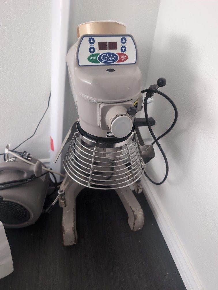 Globe Mixer Good Working $2000