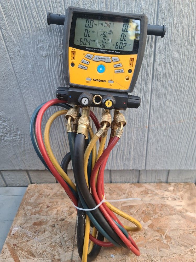 Fieldpiece SMAN 460 4-Port Wireless Digital Manifold w/ Micron Vacuum Gauge