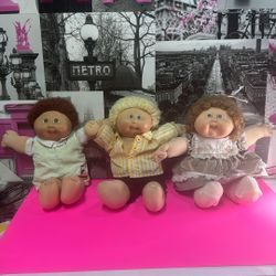 Vintage Cabbage Patch Dolls 