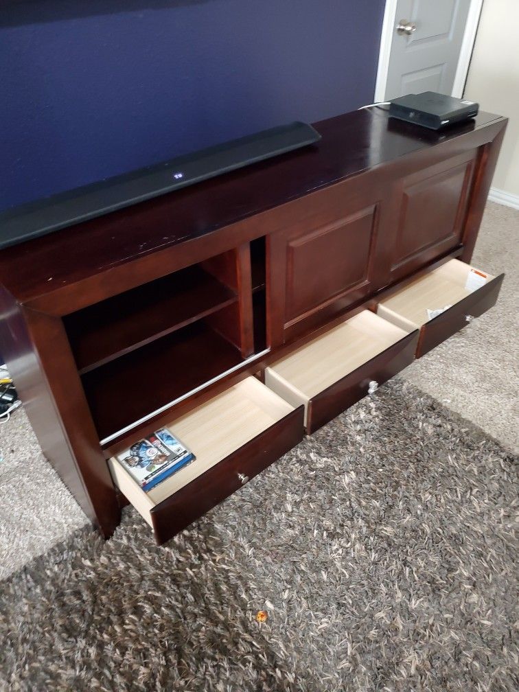Entertainment Furniture 70 75 TV Stand Home & Garden