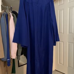 Graduation gown