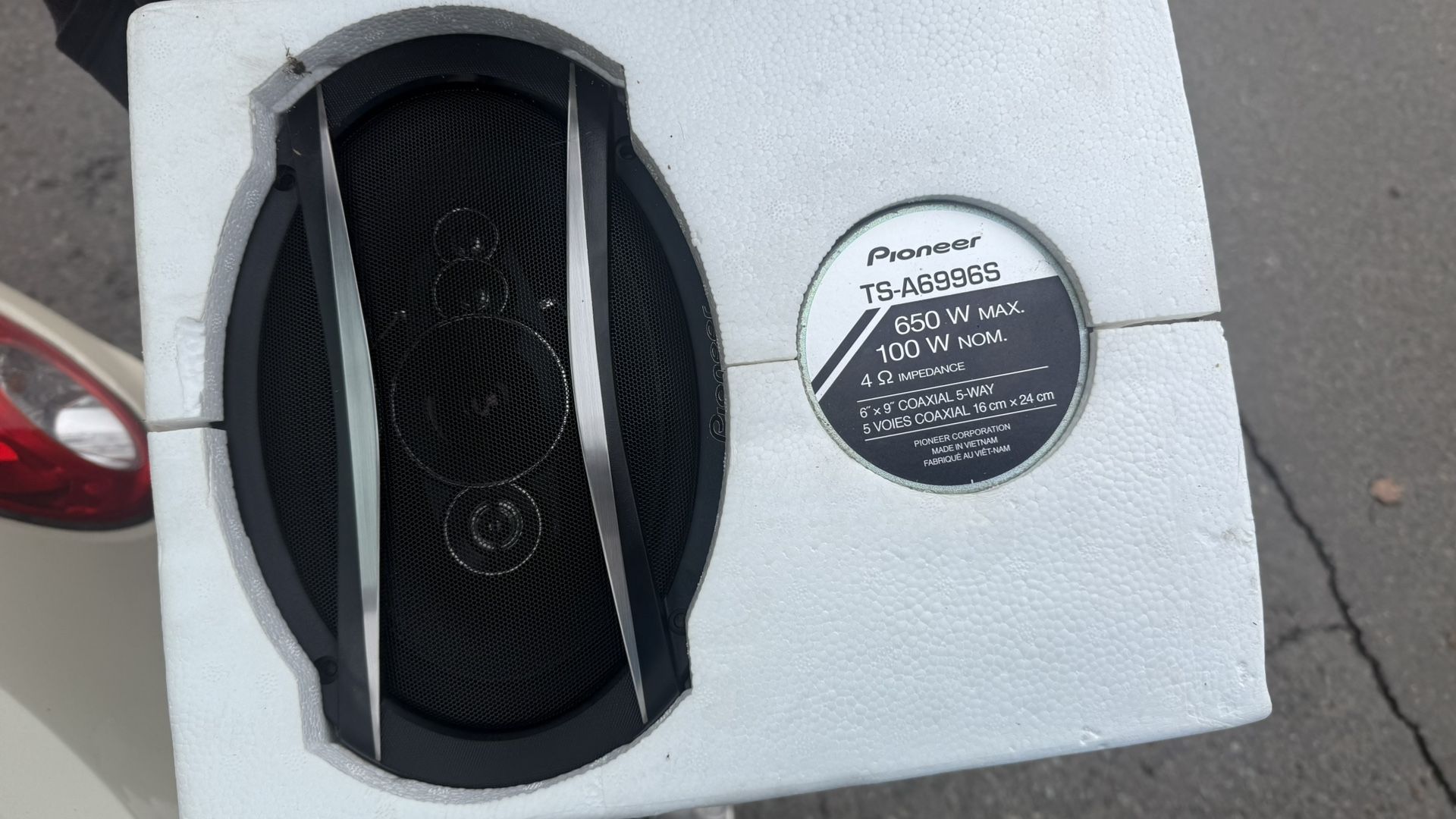 Pioneer Car Stereo And Speaker Set: Brand New Never Used