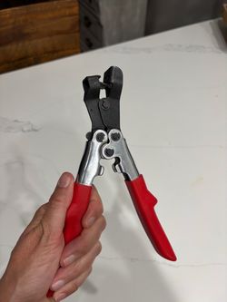 Vinyl siding Hole punch tool