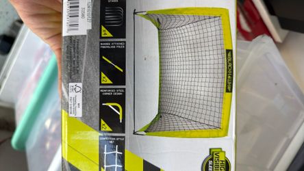 Soccer goal high vis easy set up 4ftx3ft