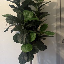 Decorative artificial tree