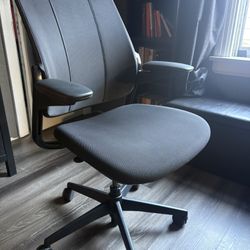 Humanscale Diffrient Smart Office Chair