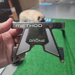 Nike Method drone golf putter