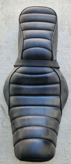Harley Davidson 883 OEM Seat 2022