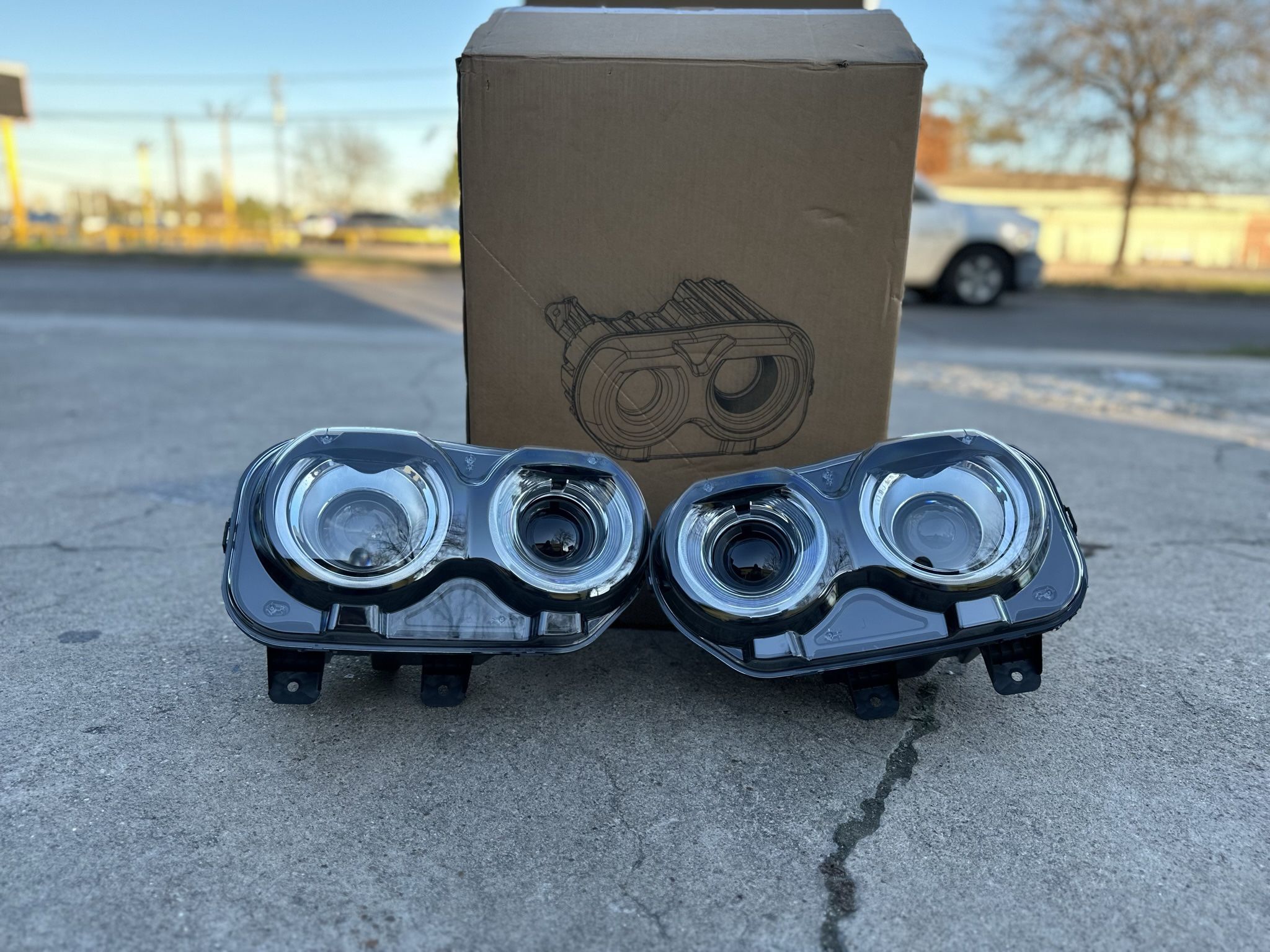 2020 Challenger Headlight