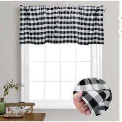 Buffalo Check Plaid Window Valances, White and Black Farmhouse Design Window Treatment Decor, Curtains Rod Pocket Valances for Kitchen/Living Room, 52