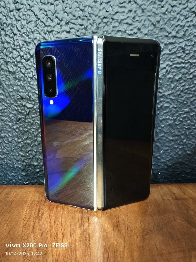 Galaxy Fold 1 512GB Unlocked Astro Blue