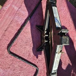 Foreign Car Scissor Jack- Toyota, Nissan.