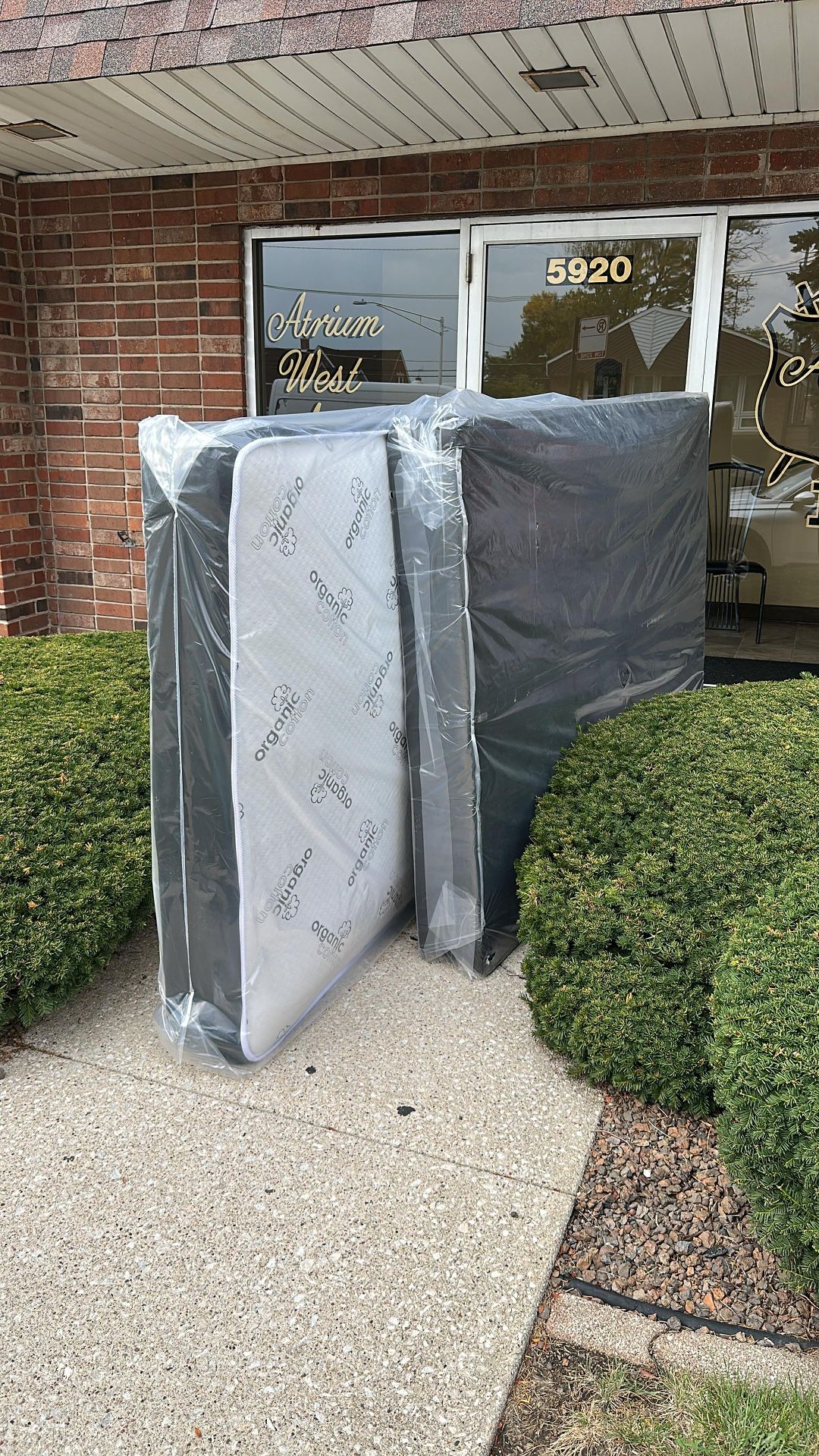 Queen Mattress And Box Spring