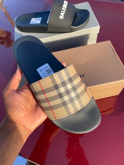 Burberry slides