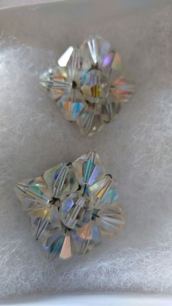 VINTAGE 1950s Earrings