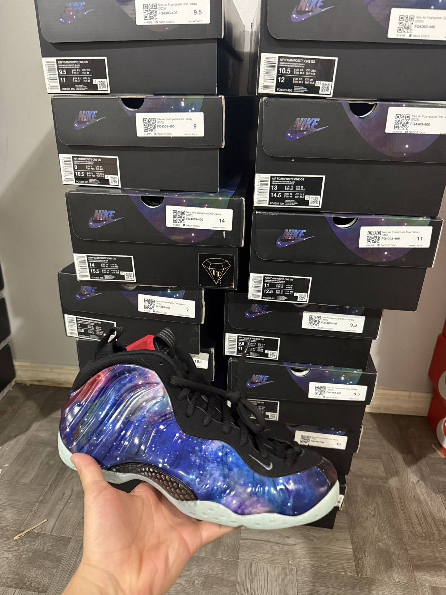 Nike Foamposite Galaxy Size 7-13