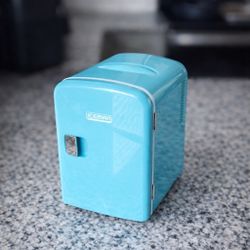 ICEMAN mini fridge