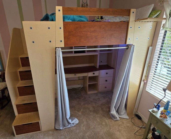 Excellent Child's Lift Bed (Full Size) with Desk and Tons of Storage