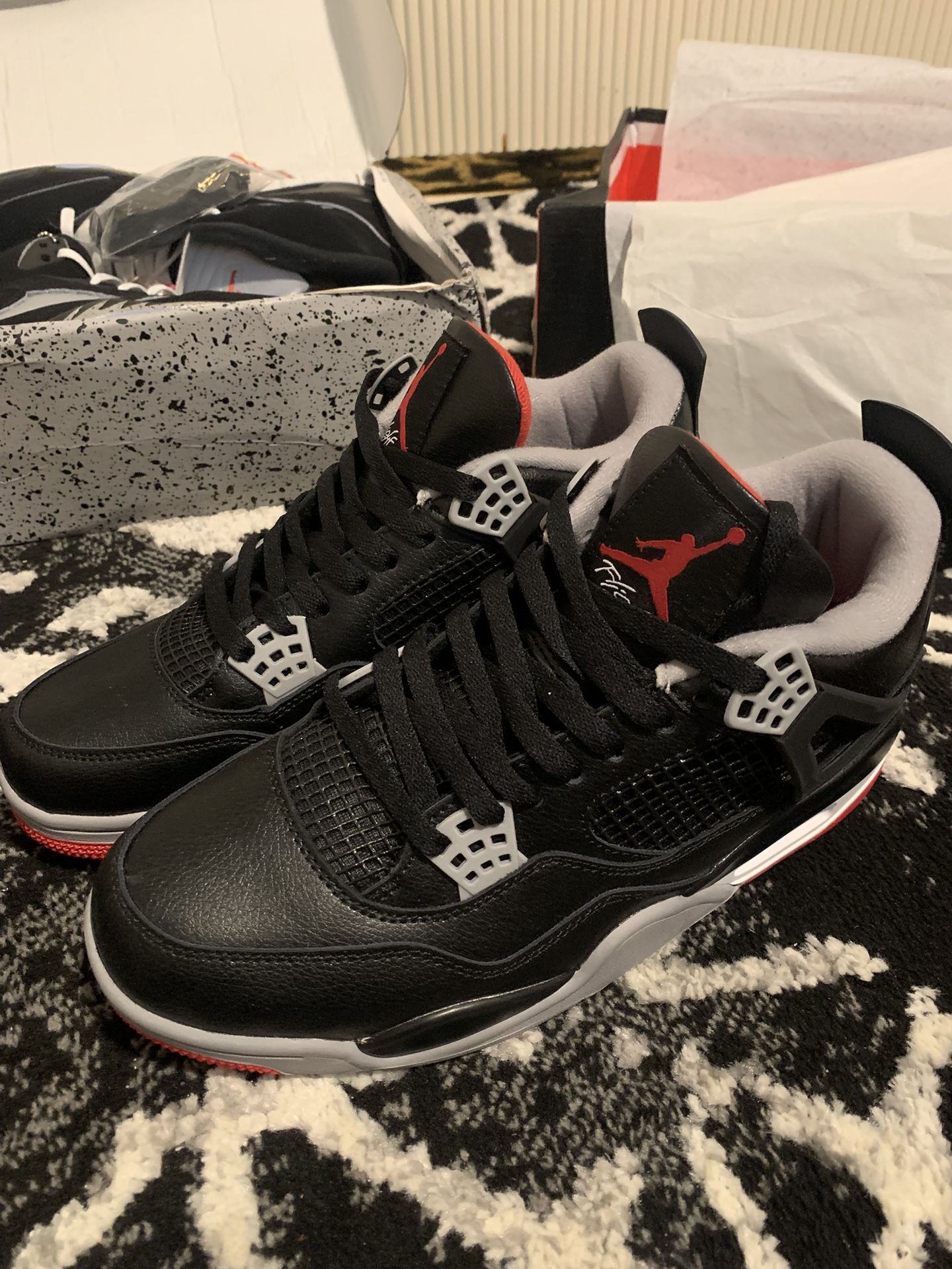 Jordan 4 Bred