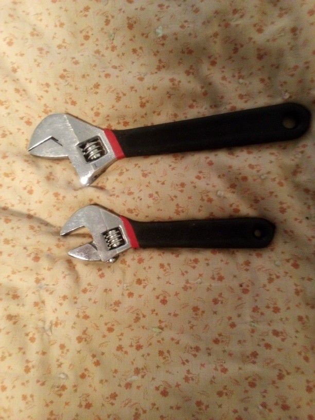 Adj Wrench