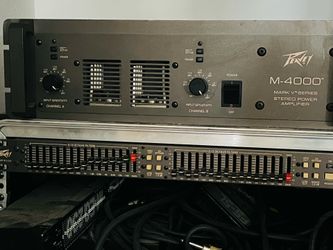 PEAVEY M-4000 Mark V Series Pro Stereo Power Amp
