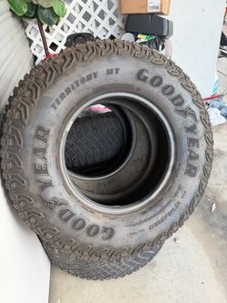 Goodyear 315/70R17 (4x)