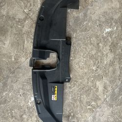 2023-2025 TOYOTA PRIUS HATCHBACK RADIATOR CORE UPPER SIGHT SHIELD COVER OEM