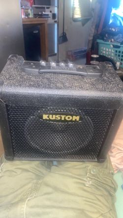 Kustom Guitar amplifier Bass