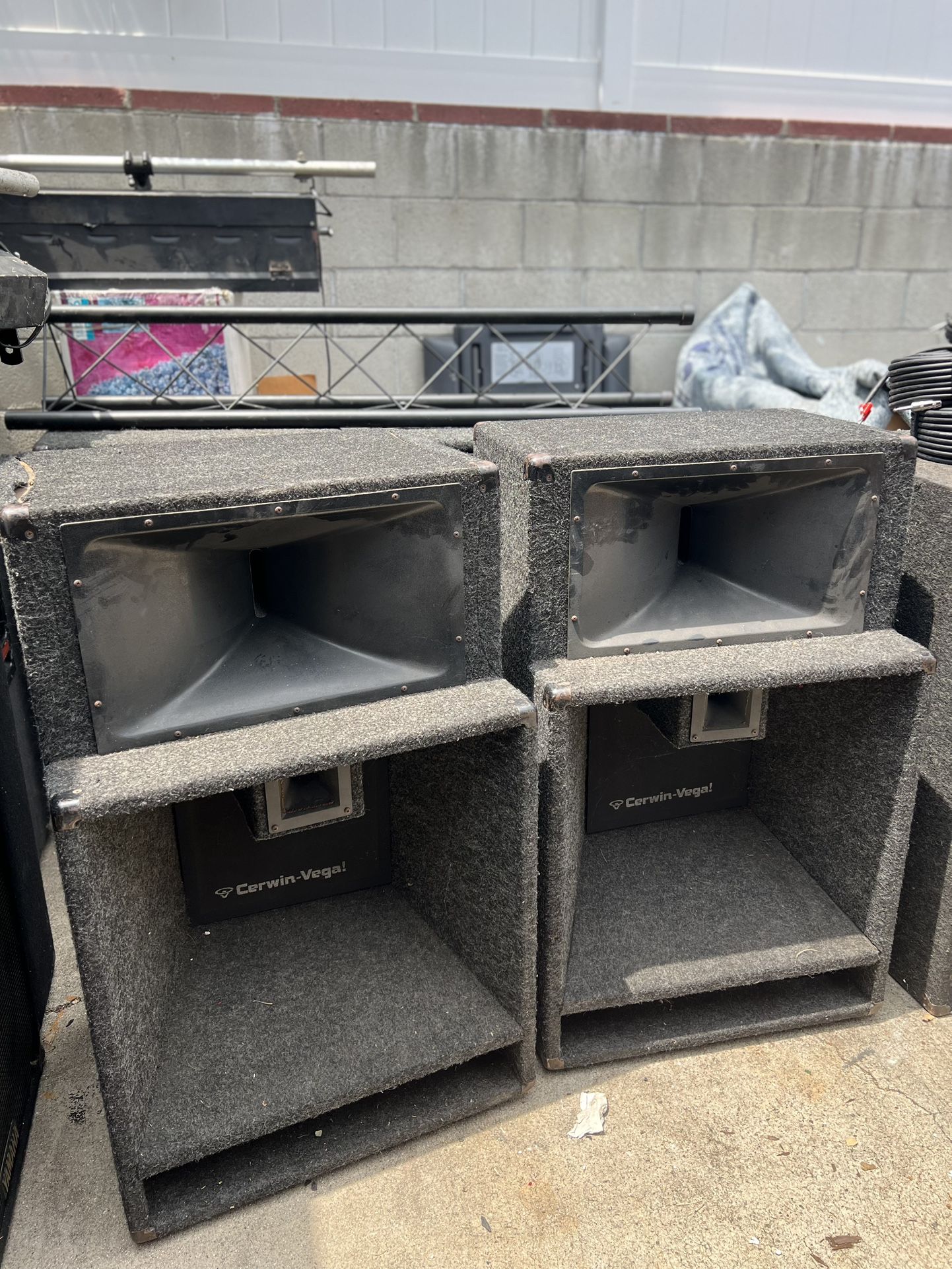 Cerwin Vega 18 Woofer Passive Speakers V 35D