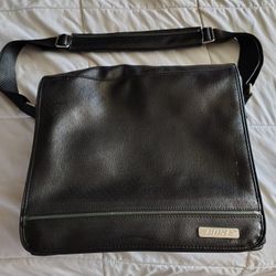 Used Once Bose Mini Laptop/Speaker Bag $20 Obo 