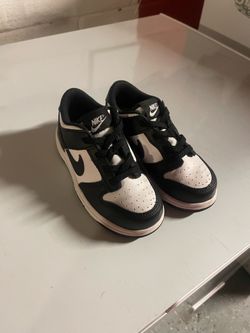 Kids shoes for boys or girls size 8.5