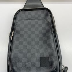 Louis Vuitton Messenger Bag 