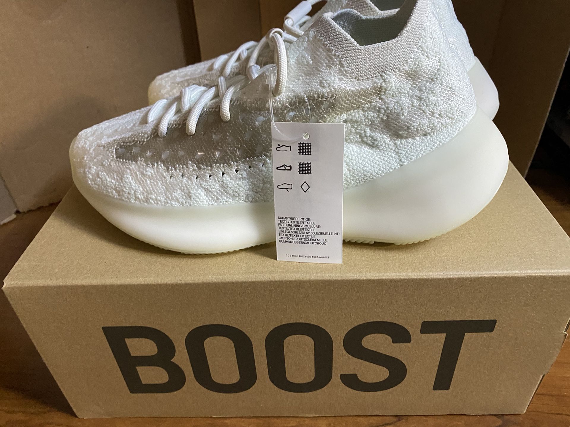Adidas Yeezy Boost 380 ‘GLOW’ Size 7.5