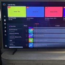55” CLASS AU8000 CRYSTAL UHD SMART TV
