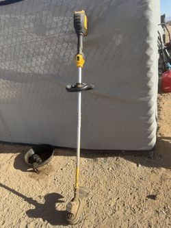 Dewalt Weed Whacker