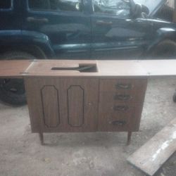 Sewing Machine Cabinet