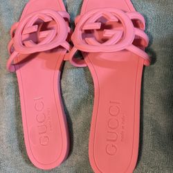 Gucci sandals for women 