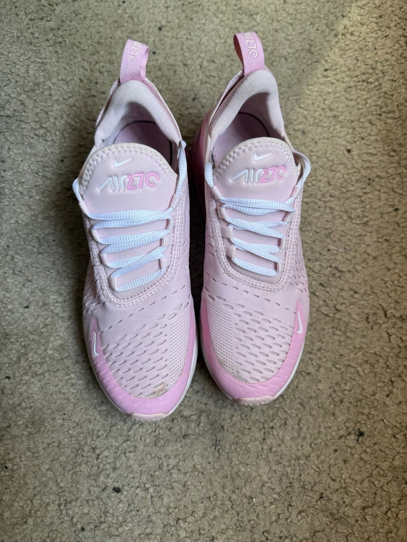 Pink Nike 270
