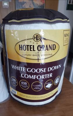 Hotel Grand White Goose Down Comforter, featuring a 500 thread count cotton cover and 650 fill power