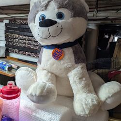 Dave N Buster's Large Plush Wolf