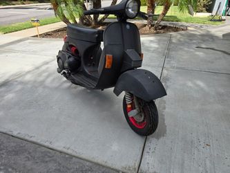 Vespa P200 Malossi kit, mikuni fuel pump, reed valve with dellorto phbh30 carb, and  expansion exh
