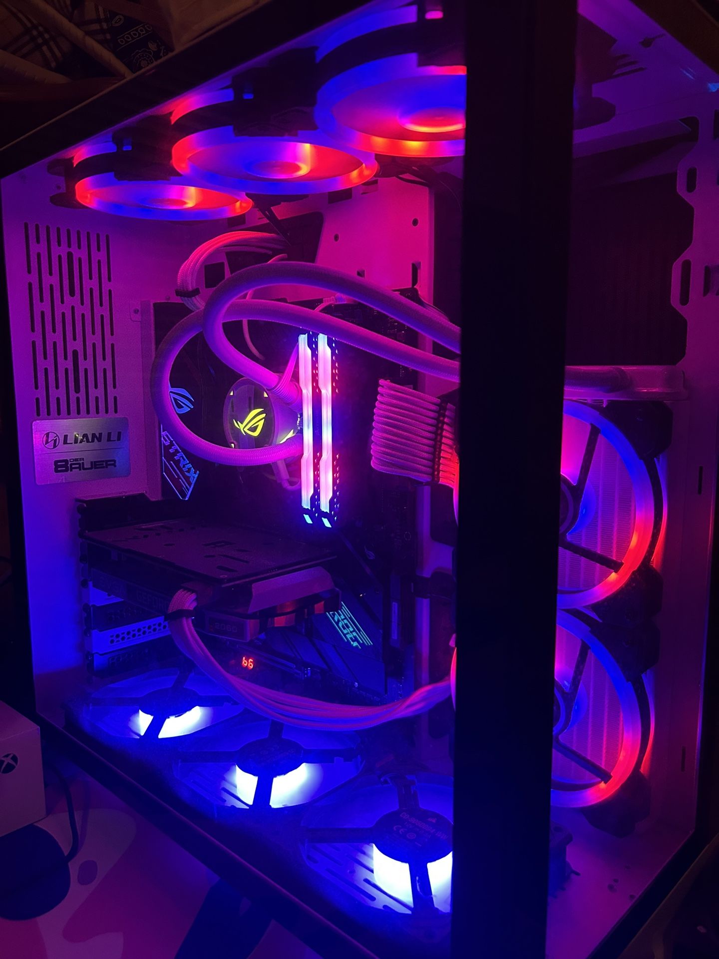 Custom built Gaming Pc SPECS IN DESCRIPTION