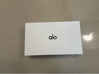 ALO Yoga Empty Shoe Box
