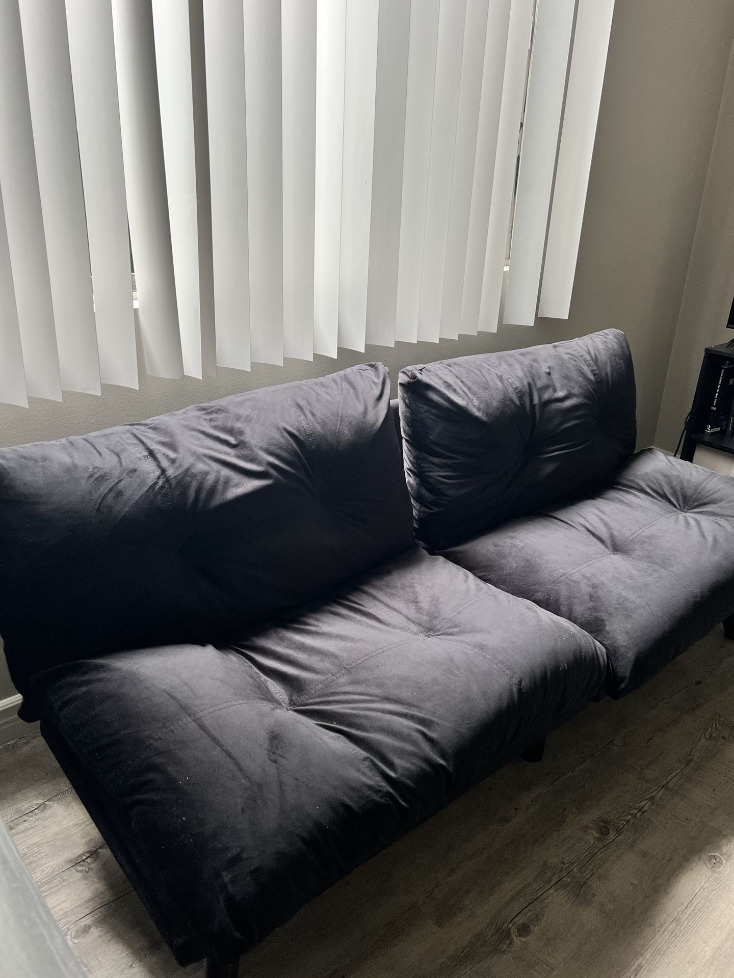 Velvet Futon