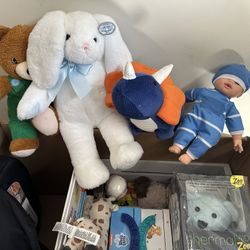 Children’s Books And Stuffed Animals 