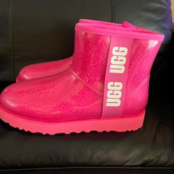Pink Uggs Size 7 NEW! 