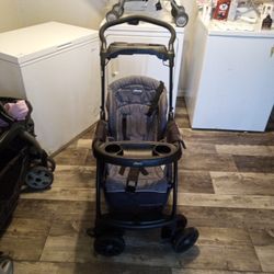 Stroller For Sell Must Pick Up Today $20