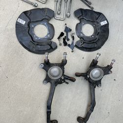 2005-2015 Toyota Tacoma Spindles 